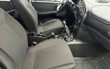 Chevrolet Niva I рестайлинг, 2019 год, 940 000 рублей, 10 фотография