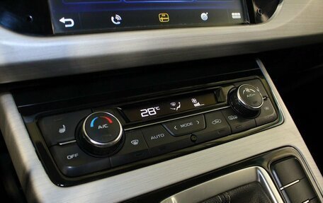 Geely Atlas I, 2018 год, 1 600 000 рублей, 13 фотография