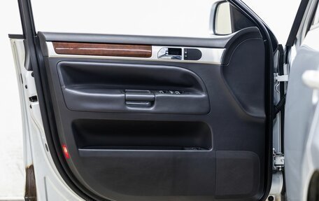 Volkswagen Touareg III, 2004 год, 998 000 рублей, 22 фотография