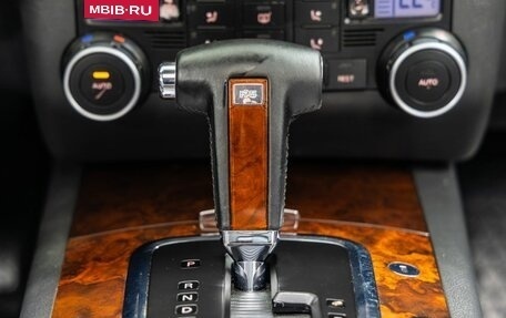 Volkswagen Touareg III, 2004 год, 998 000 рублей, 20 фотография