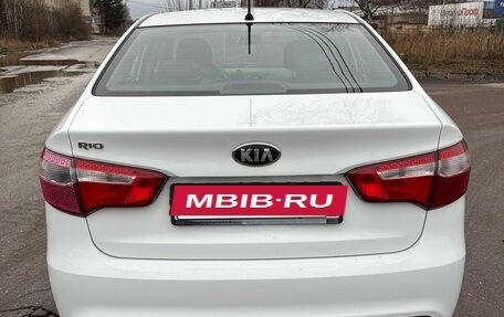 KIA Rio III рестайлинг, 2013 год, 850 000 рублей, 3 фотография