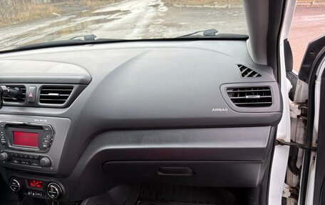 KIA Rio III рестайлинг, 2013 год, 850 000 рублей, 10 фотография