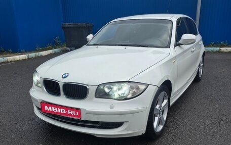 BMW 1 серия, 2010 год, 720 000 рублей, 1 фотография