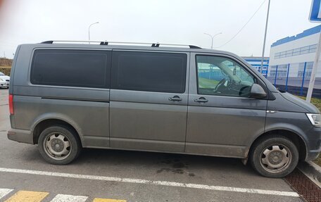 Volkswagen Caravelle T6 рестайлинг, 2018 год, 3 010 000 рублей, 3 фотография