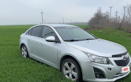 Chevrolet Cruze II, 2009 год, 550 000 рублей, 3 фотография