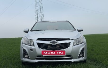 Chevrolet Cruze II, 2009 год, 550 000 рублей, 2 фотография