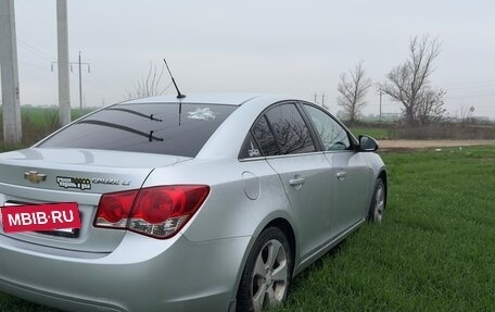 Chevrolet Cruze II, 2009 год, 550 000 рублей, 9 фотография