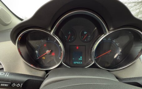 Chevrolet Cruze II, 2009 год, 550 000 рублей, 16 фотография