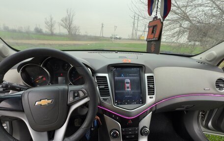 Chevrolet Cruze II, 2009 год, 550 000 рублей, 17 фотография