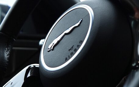 Jaguar XE I рестайлинг, 2020 год, 4 000 000 рублей, 32 фотография