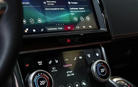 Jaguar XE I рестайлинг, 2020 год, 4 000 000 рублей, 30 фотография