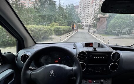 Peugeot Partner II рестайлинг 2, 2014 год, 700 000 рублей, 11 фотография