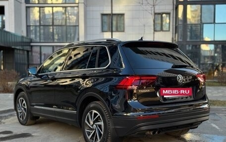 Volkswagen Tiguan II, 2018 год, 2 699 000 рублей, 8 фотография