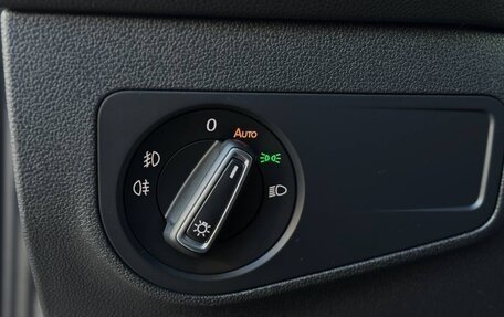 Volkswagen Tiguan II, 2018 год, 2 699 000 рублей, 12 фотография