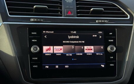 Volkswagen Tiguan II, 2018 год, 2 699 000 рублей, 22 фотография