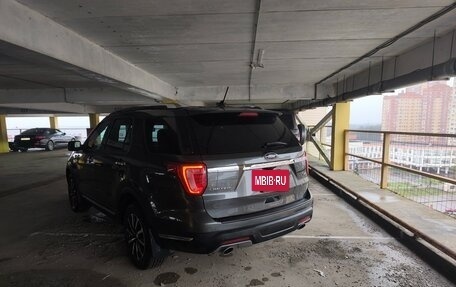 Ford Explorer VI, 2018 год, 3 000 000 рублей, 3 фотография