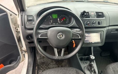 Skoda Fabia II, 2013 год, 899 000 рублей, 3 фотография