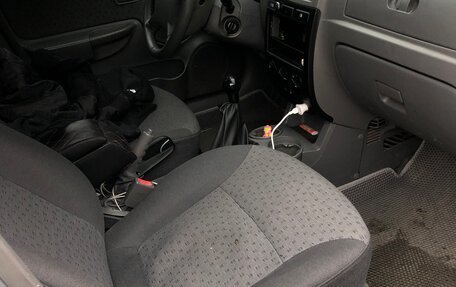 KIA Rio II, 2005 год, 300 000 рублей, 18 фотография