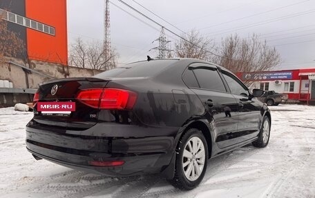 Volkswagen Jetta VI, 2017 год, 1 390 000 рублей, 4 фотография