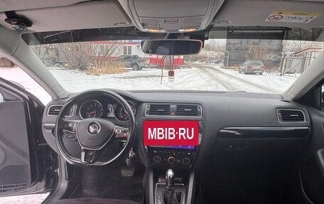 Volkswagen Jetta VI, 2017 год, 1 390 000 рублей, 13 фотография