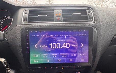 Volkswagen Jetta VI, 2017 год, 1 390 000 рублей, 16 фотография