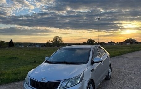 KIA Rio III рестайлинг, 2011 год, 700 000 рублей, 1 фотография