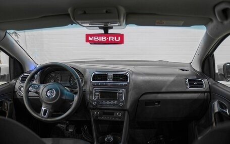 Volkswagen Polo VI (EU Market), 2013 год, 763 500 рублей, 15 фотография