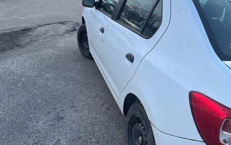 Renault Logan II, 2015 год, 438 000 рублей, 9 фотография