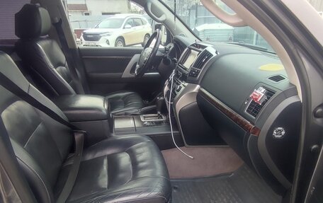 Toyota Land Cruiser 200, 2014 год, 3 800 000 рублей, 6 фотография