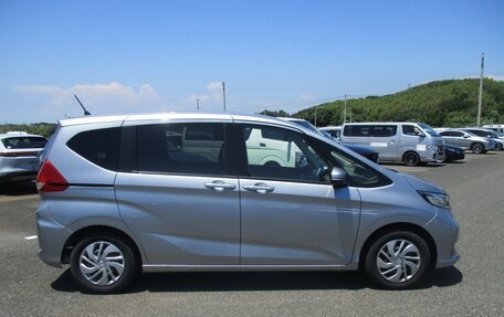 Honda Freed II, 2022 год, 1 389 000 рублей, 6 фотография