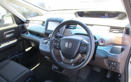 Honda Freed II, 2022 год, 1 389 000 рублей, 4 фотография