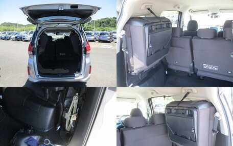 Honda Freed II, 2022 год, 1 389 000 рублей, 10 фотография