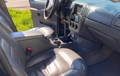 Ford Explorer III, 2003 год, 900 000 рублей, 11 фотография