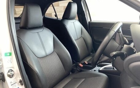 Toyota Yaris Cross, 2022 год, 6 фотография