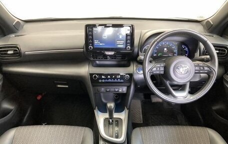 Toyota Yaris Cross, 2022 год, 7 фотография