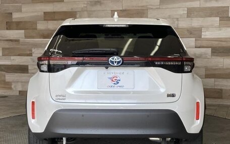 Toyota Yaris Cross, 2022 год, 4 фотография