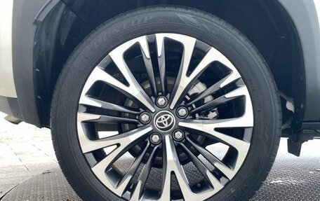 Toyota Yaris Cross, 2022 год, 10 фотография