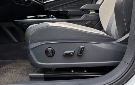 Volkswagen ID.4, 2021 год, 3 070 000 рублей, 10 фотография