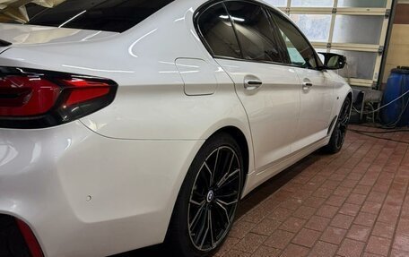 BMW 5 серия, 2017 год, 3 300 000 рублей, 4 фотография