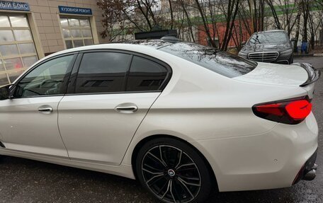 BMW 5 серия, 2017 год, 3 300 000 рублей, 11 фотография