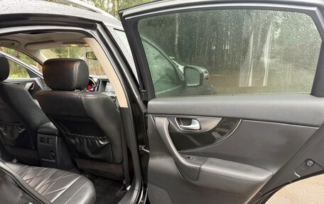 Infiniti FX II, 2010 год, 1 900 000 рублей, 10 фотография