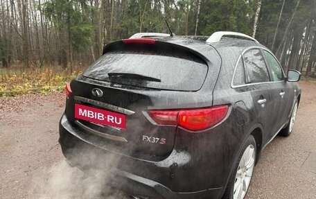 Infiniti FX II, 2010 год, 1 900 000 рублей, 17 фотография