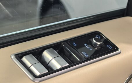 Land Rover Range Rover IV рестайлинг, 2020 год, 8 899 000 рублей, 22 фотография