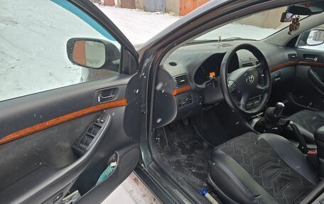 Toyota Avensis III рестайлинг, 2006 год, 750 000 рублей, 7 фотография