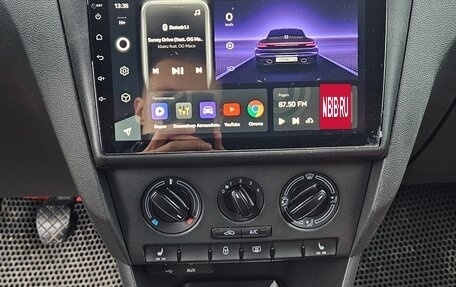 Skoda Rapid I, 2015 год, 890 000 рублей, 22 фотография