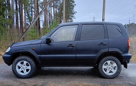 Chevrolet Niva I рестайлинг, 2005 год, 450 000 рублей, 2 фотография