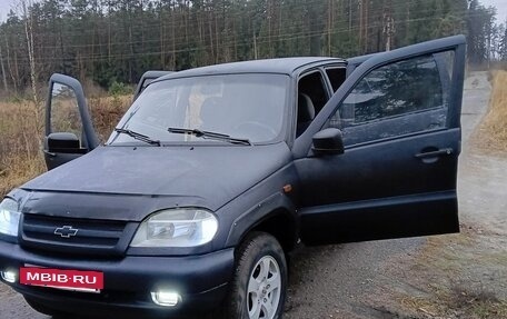 Chevrolet Niva I рестайлинг, 2005 год, 450 000 рублей, 10 фотография