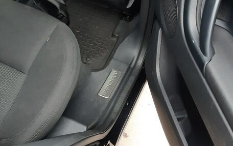 Land Rover Discovery Sport I рестайлинг, 2015 год, 1 650 000 рублей, 10 фотография