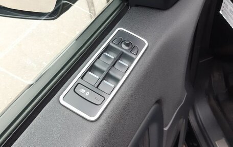 Land Rover Discovery Sport I рестайлинг, 2015 год, 1 650 000 рублей, 8 фотография