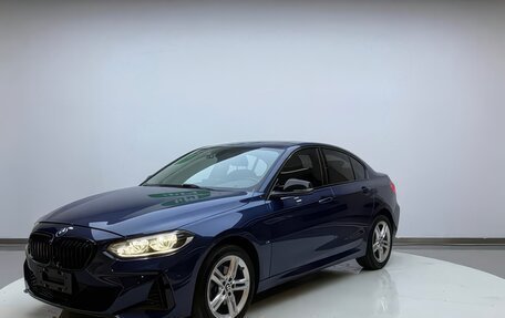 BMW 1 серия, 2022 год, 2 290 000 рублей, 3 фотография